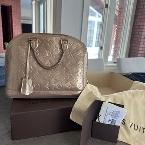 Louis Vuitton Alma PM MV Beige Poudre